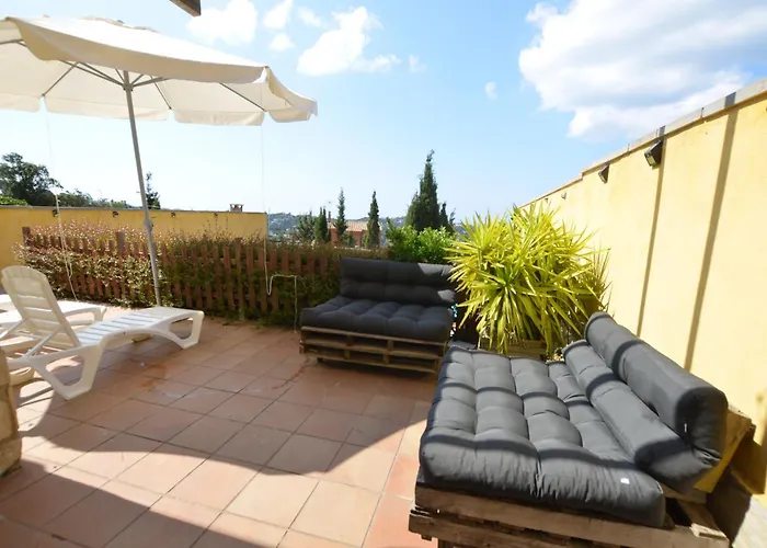 Villa Mimosa 8 People Lloret De Mar Vidreres