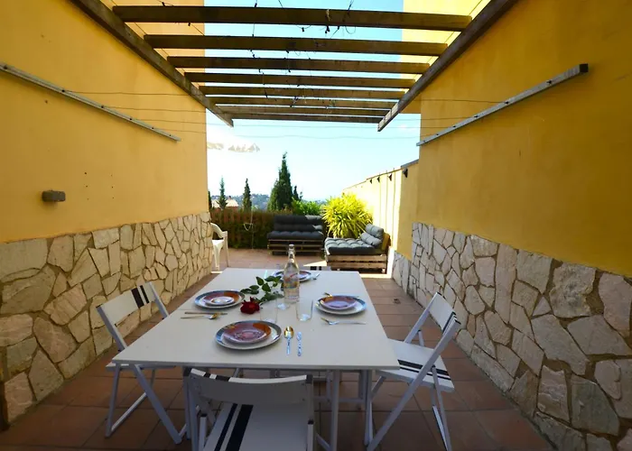 Villa Mimosa 8 People Lloret De Mar