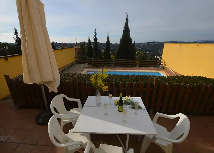 Villa Mimosa 8 People Lloret De Mar *